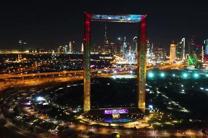 Dubai Frame Tickets with Private transfers