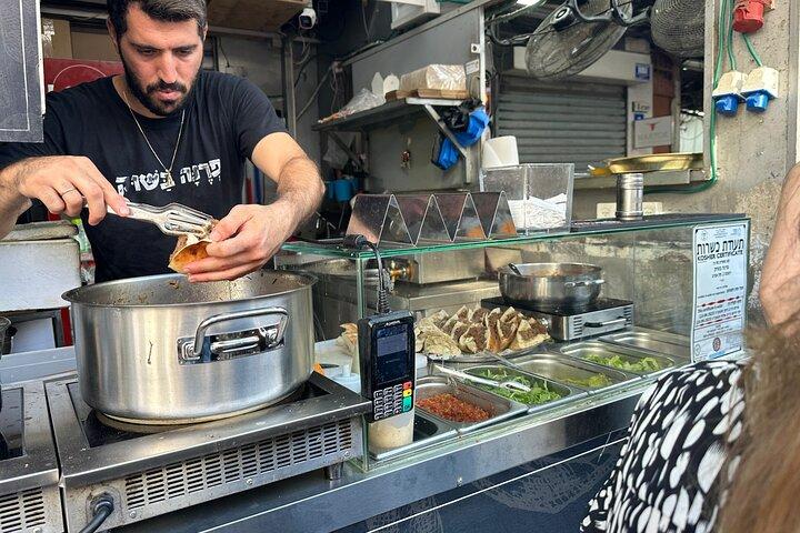 Tel Aviv: Market Food Tasting Private Tour Carmel Market