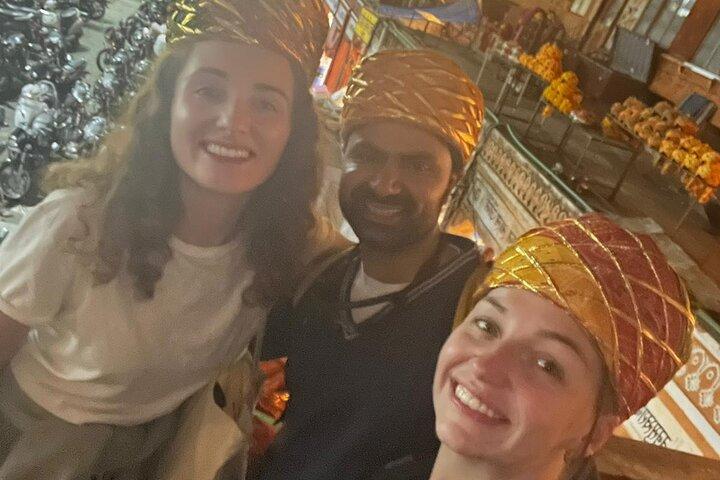 Jaipur@Twilight Guided Heritage City walk tour with Food Tasting