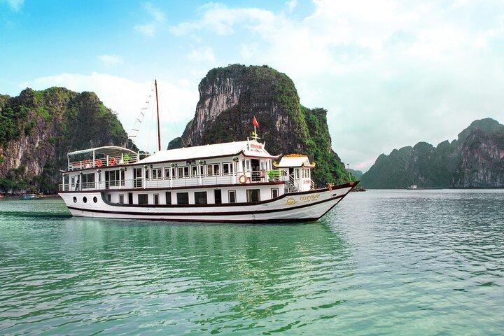 Cozy Bay Classic Cruise 2D1N from Hanoi by Expressway Transfer