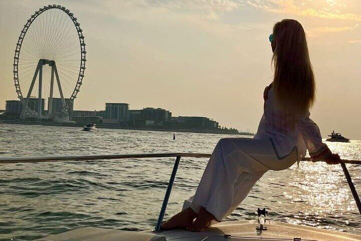 "Explore Dubai's Highlights: 6-Hour Guided City Tour