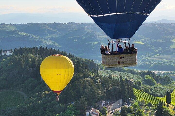 Private Tour: Tuscany Hot Air Balloon Flight from Firenze