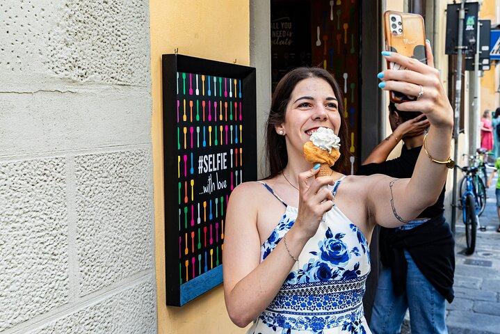 Winner 2026 Florence Sunset Food & Wine Tour by Eating Europe