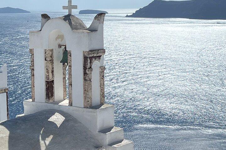 Santorini's Highlights Tour Experience