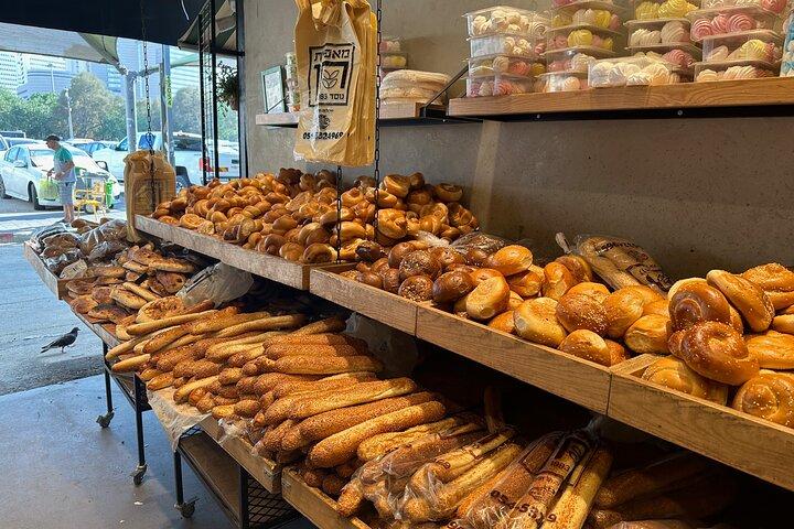 Tel Aviv: Market Food Tasting Private Tour Carmel Market