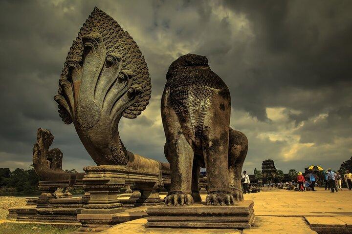 Angkor Wat Shared Tours from Siem Reap Angkor Airport (SAI)