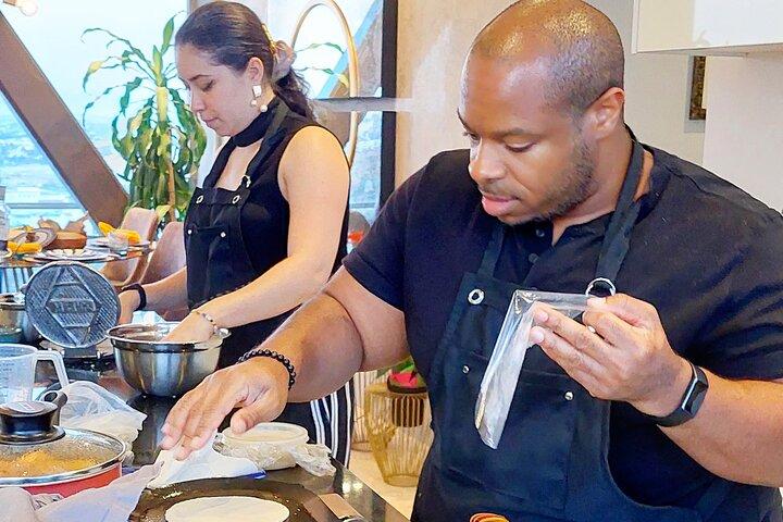 Del Comal a Tu Alma: Cocina Tapatía Real
