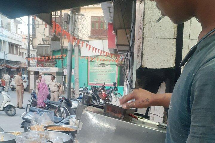Udaipur Heritage City and Local Market Walking tour