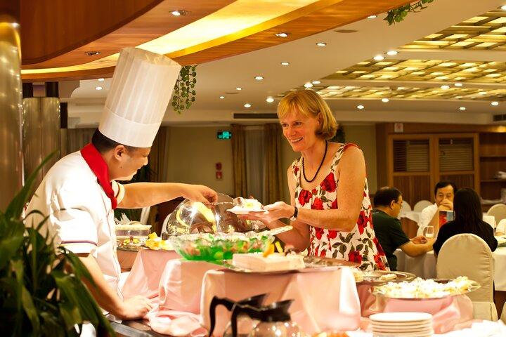 5D4N Yangtze River Cruise: Yichang to Chongqing by Century Cruise