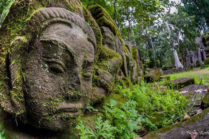 2-Day Angkor Wat, Banteay Srei & Floating Village Kampong Pluk