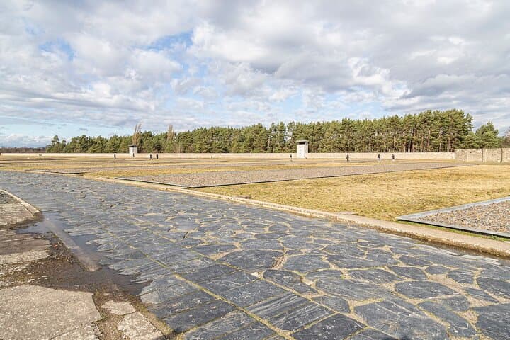 Private Day Tour to Germany and Poland - Traces of World War 2