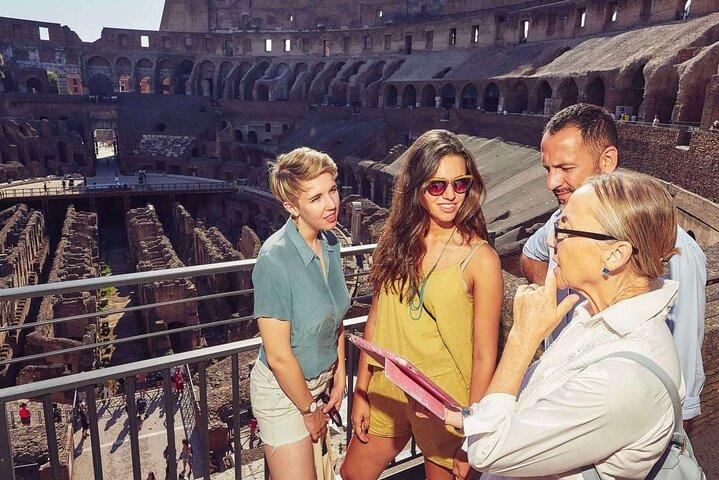 Tour of Gladiators Arena and Colosseum with Imperial Forum+ Ebook