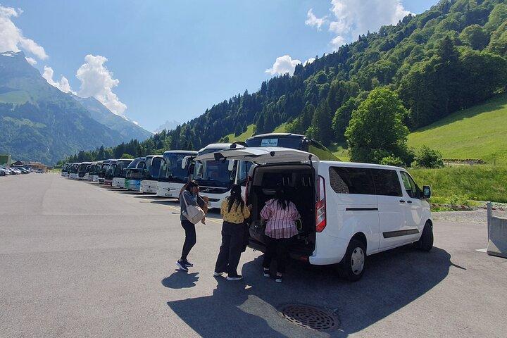 Postojna Cave, Predjama Castle and Lake Bled Tour from Ljubljana