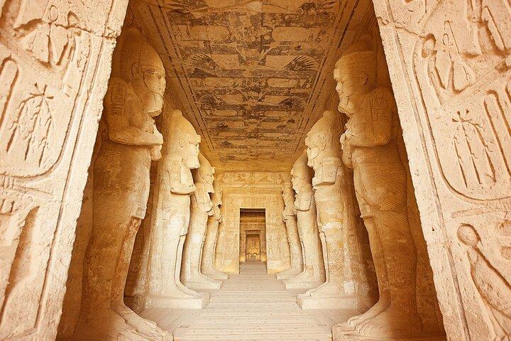 Luxor to Abu Simbel Private Day Tour – Guide & Tickets Included