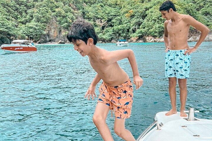 Raya Island / Mai Ton Island Private Boat Tour