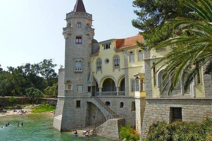 Private Tour to Sintra and Cascais Half Day