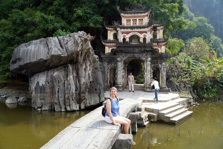 Ninh Binh 2 Days 1 Night Small Group of 9 Guided Tour from Hanoi