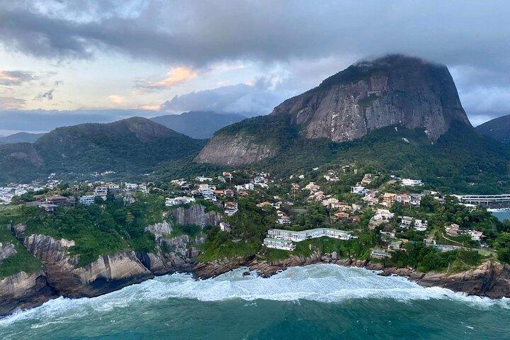 Private Helicopter Tour in Rio de Janeiro -DOORS OFF - 3 people