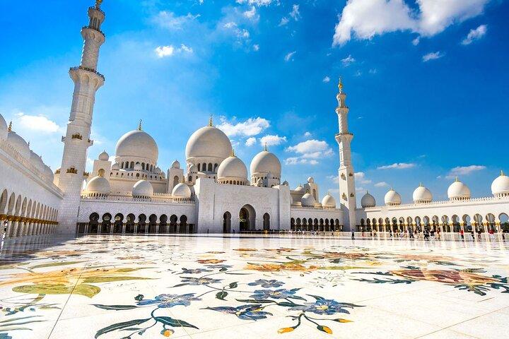 Sheikh Zayed Grand Mosque Tour with Louvre Museum Admission