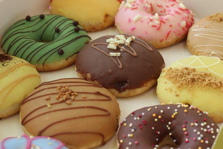 Brighton Sweet Treats Food Tour: Donuts, Sweet Treats and Teas