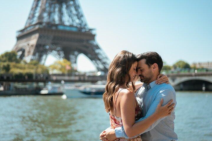 Paris One-Hour Private Photo Shoot
