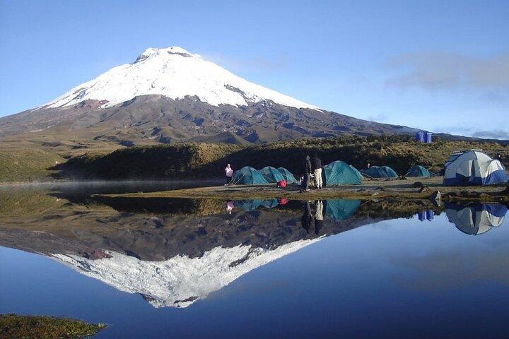 Cotopaxi and Quilotoa Volcano, PRIVATE Tour, from Quito, + LUNCH