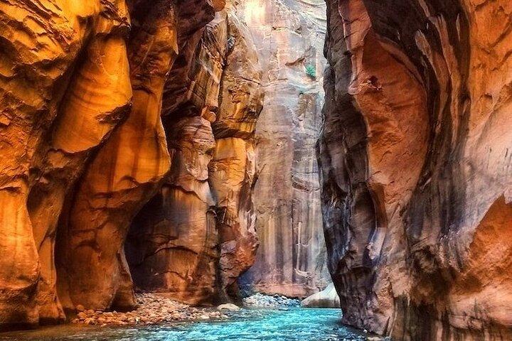 4-Day Grand Canyon, Lower Antelope Canyon and Bryce Canyon Tour