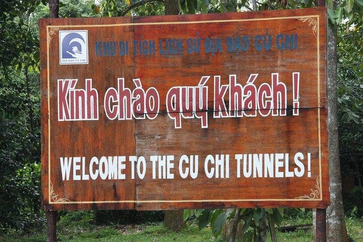 Cu Chi Tunnels and Mekong Delta 1 Day Tour With Small Group