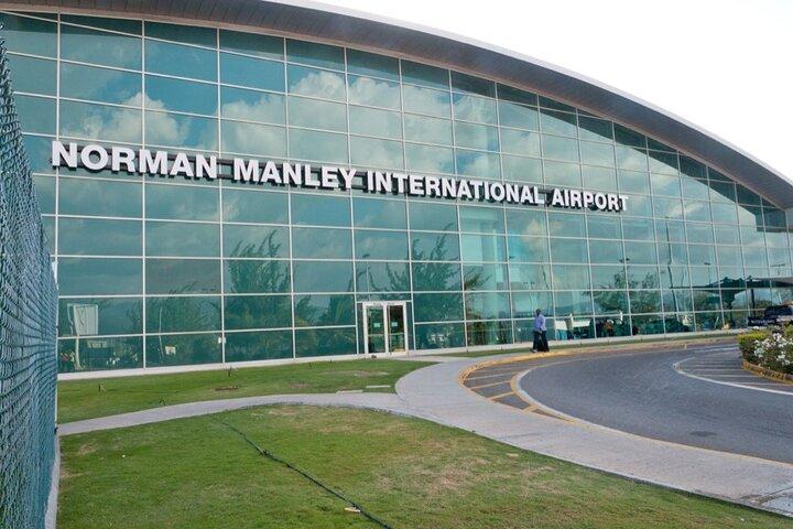 Norman Manley International Airport Kingston to Ocho Rios Hotels