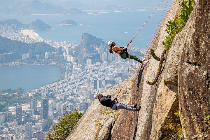 Trail and Rappel on Morro Dois Irmãos