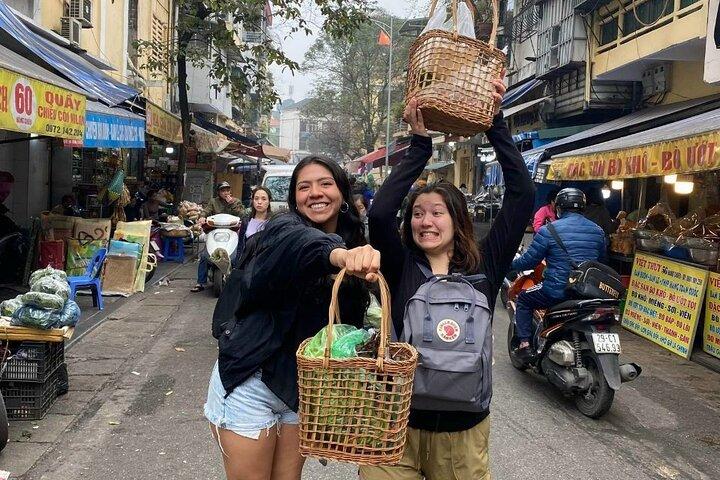 Hanoi Cooking Class with Local Market & Guide (3,5 Hours)