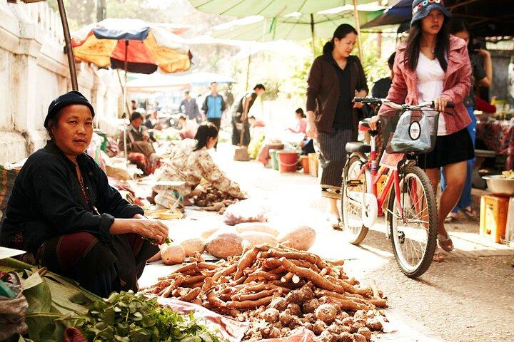 Hanoi Cooking Class with Local Market & Guide (3,5 Hours)