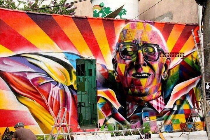 Rio de Janeiro Street Art Private Walking Tour with a Guide