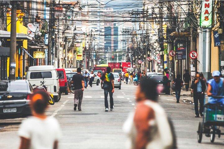 Rio de Janeiro Street Art Private Walking Tour with a Guide