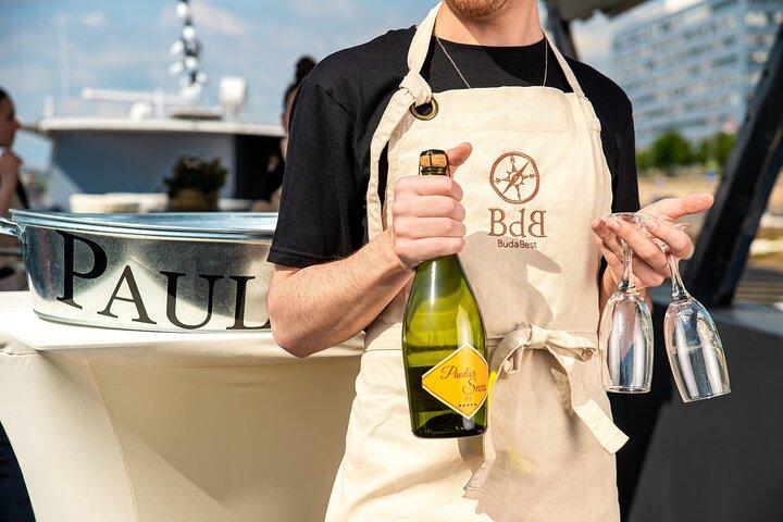 Budapest: Unlimited Prosecco, Beer & Aperol Spritz Cruise