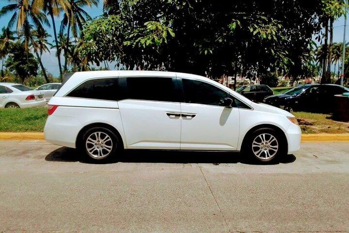 Sydney Airport (SYD) to Sydney hotels - Arrival Private Transfer