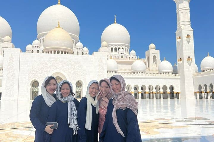Abu Dhabi City Tour and Qasr AL Watan