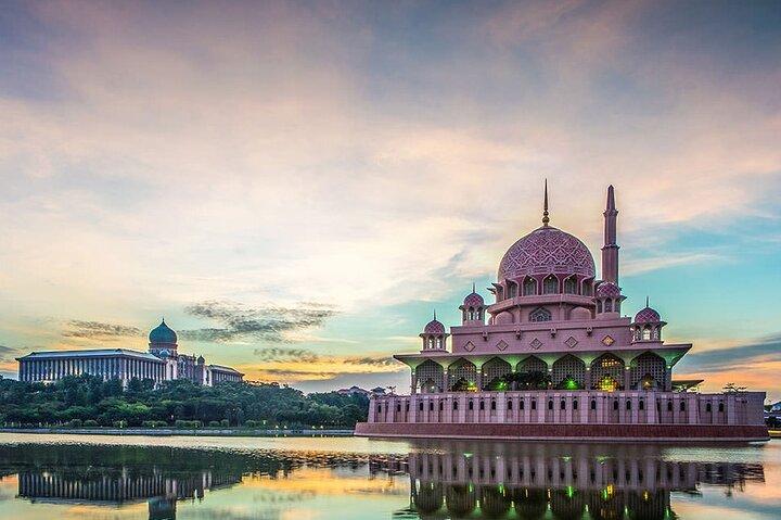 Putrajaya Evening Experience: Illuminated Bridges & Lake Cruise