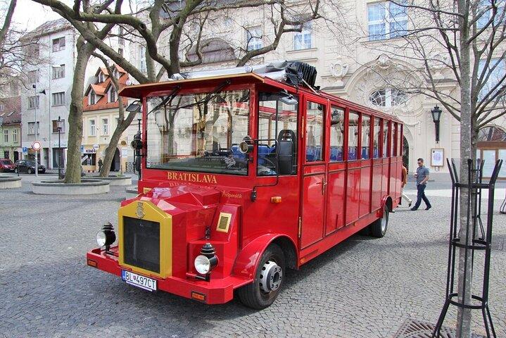 Bratislava Day Tour with Locals