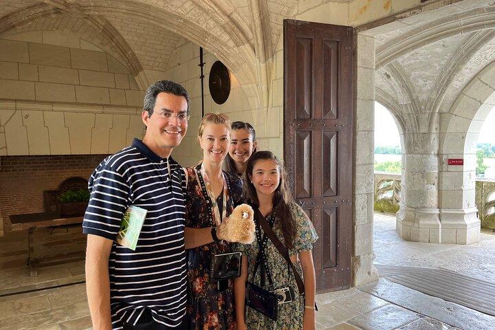 3 Loire Valley Castles and Wine Tasting Private Guided Tour