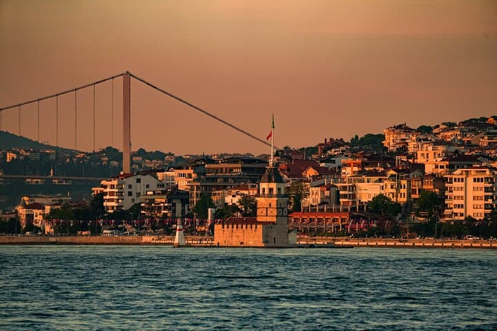 Istanbul Private Yacht Sunset Tour - 2 Hours