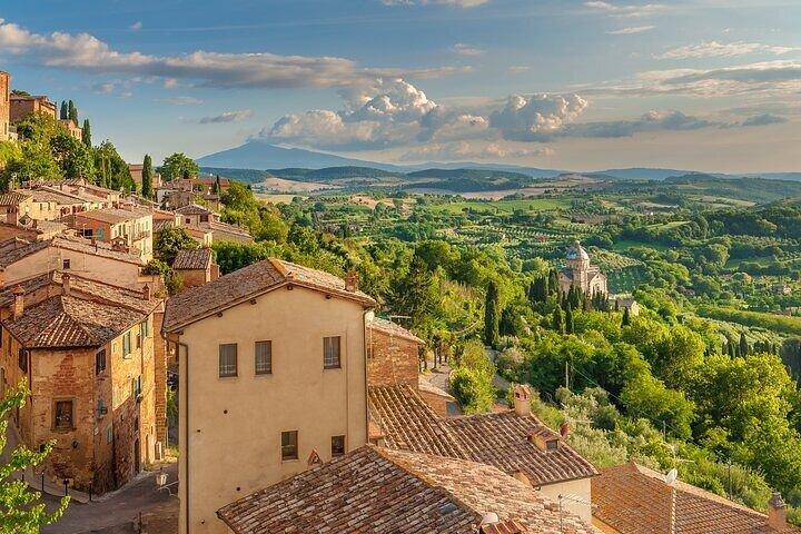 From Florence: Tuscany Wine Country Day Trip with Vineyard Lunch