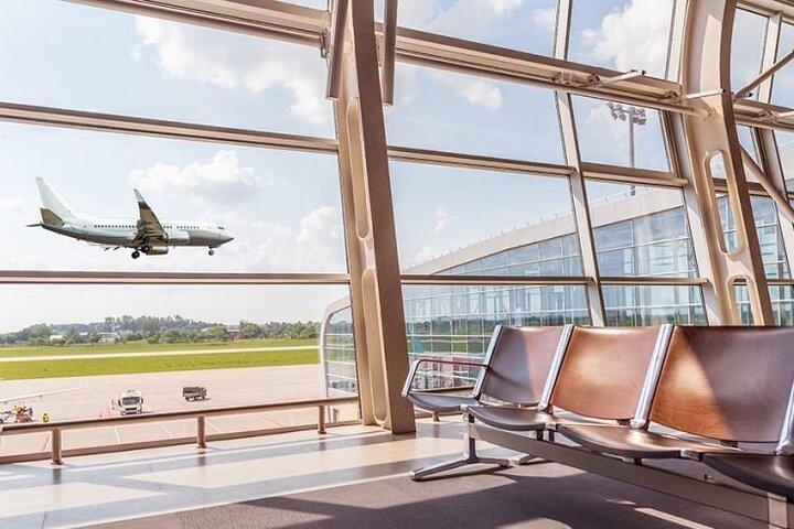 Transfer from Lisbon Airport (LIS) to Lisbon City Center