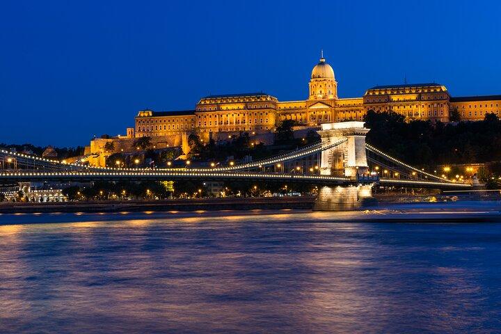 Budapest: Unlimited Prosecco, Beer & Aperol Spritz Cruise