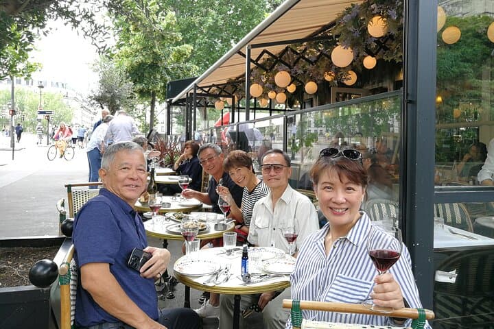 Paris Private Food Tour in Le Marais: Wine & Local French Cuisine