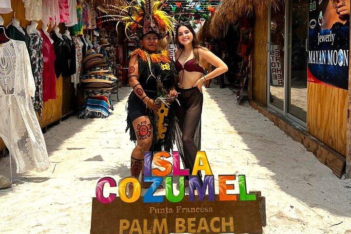 Half-Day Island Tour with Mayan Experience & Beach Break