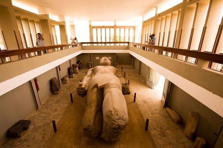 Private Day Tour to Giza Pyramids & Sphinx, Memphis and Saqqara