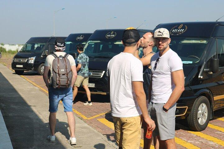 2-Day Sapa Trekking Tour from Hanoi by Luxury Limousine