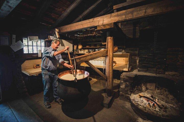 Experience Switzerland in the Ballenberg open-air museum