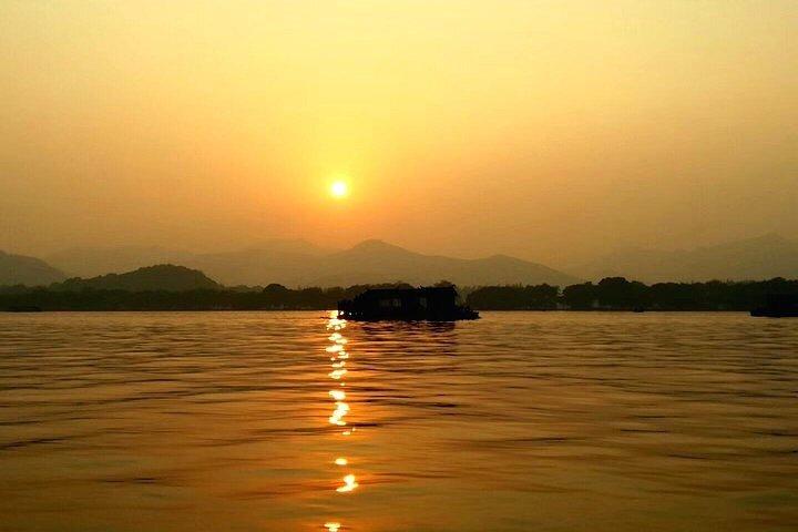 Full Day Private Tour Incredible Hangzhou Highlight